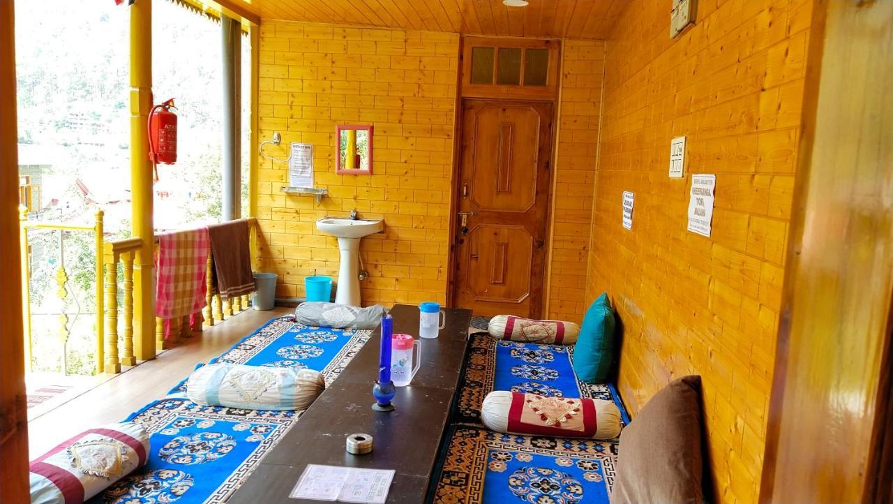 Kasol Wooden Cottage Esterno foto