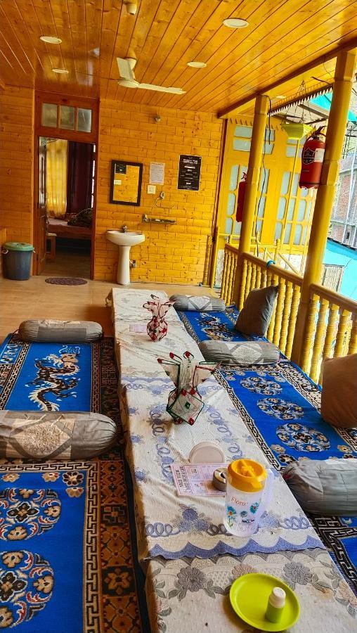 Kasol Wooden Cottage Esterno foto