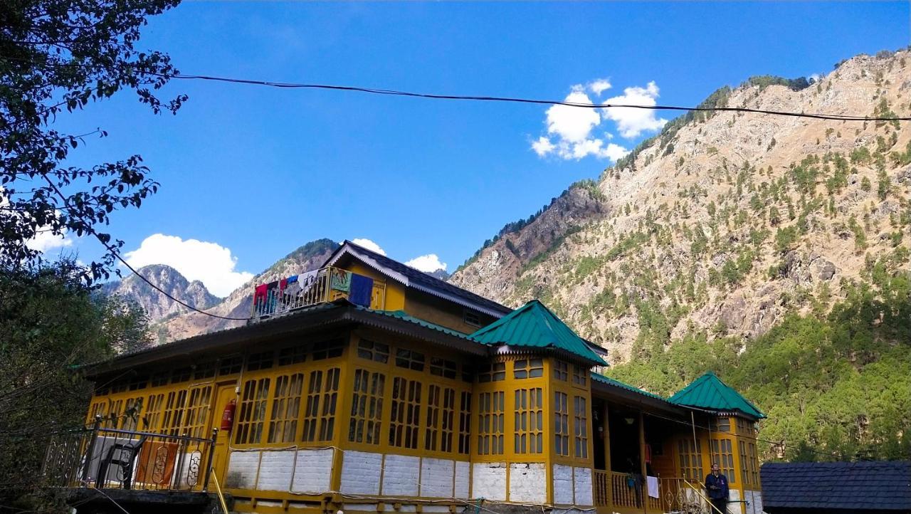 Kasol Wooden Cottage Esterno foto