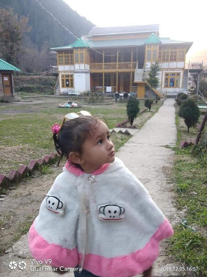 Kasol Wooden Cottage Esterno foto