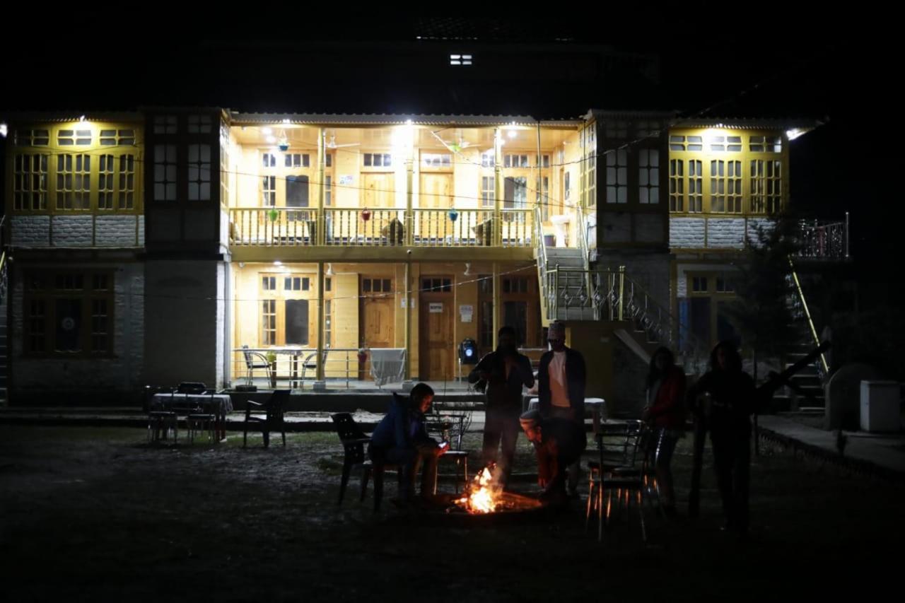 Kasol Wooden Cottage Esterno foto