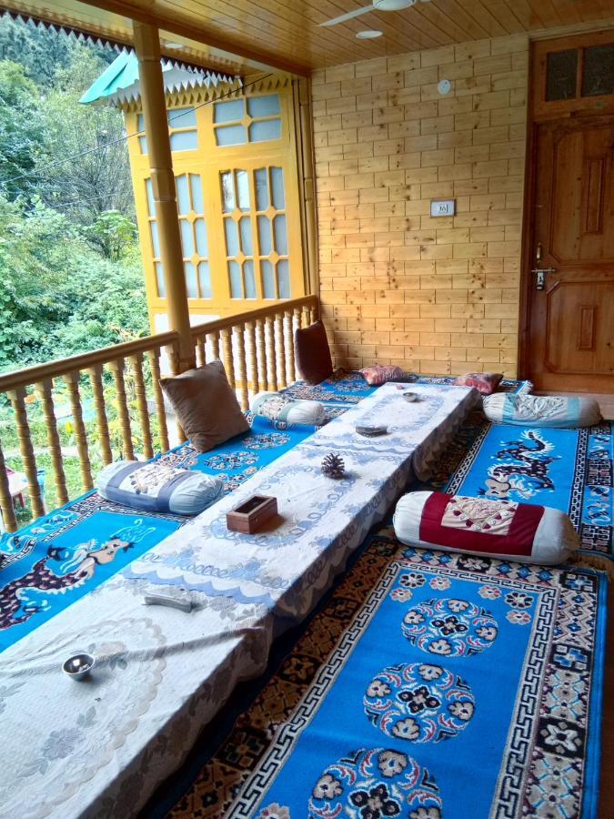 Kasol Wooden Cottage Esterno foto
