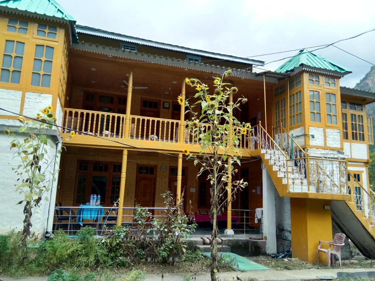 Kasol Wooden Cottage Esterno foto