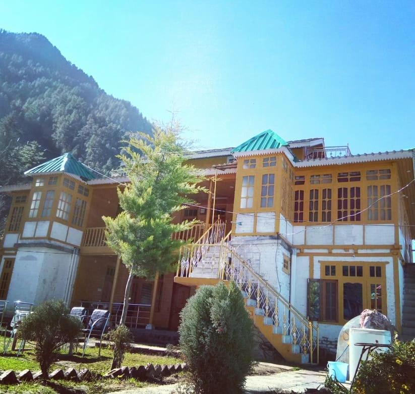 Kasol Wooden Cottage Esterno foto
